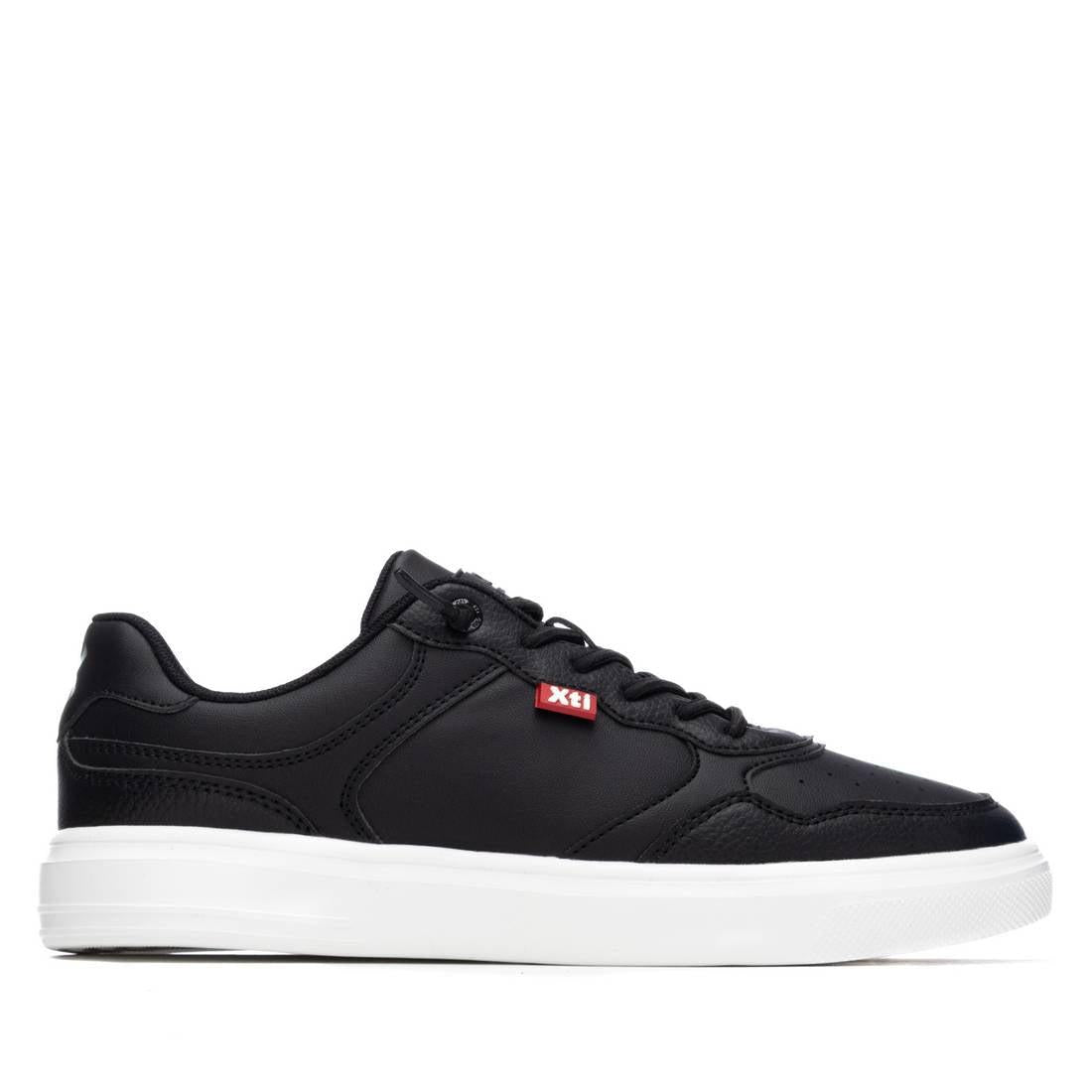 Zapatilla de hombre plano Xti 14414401