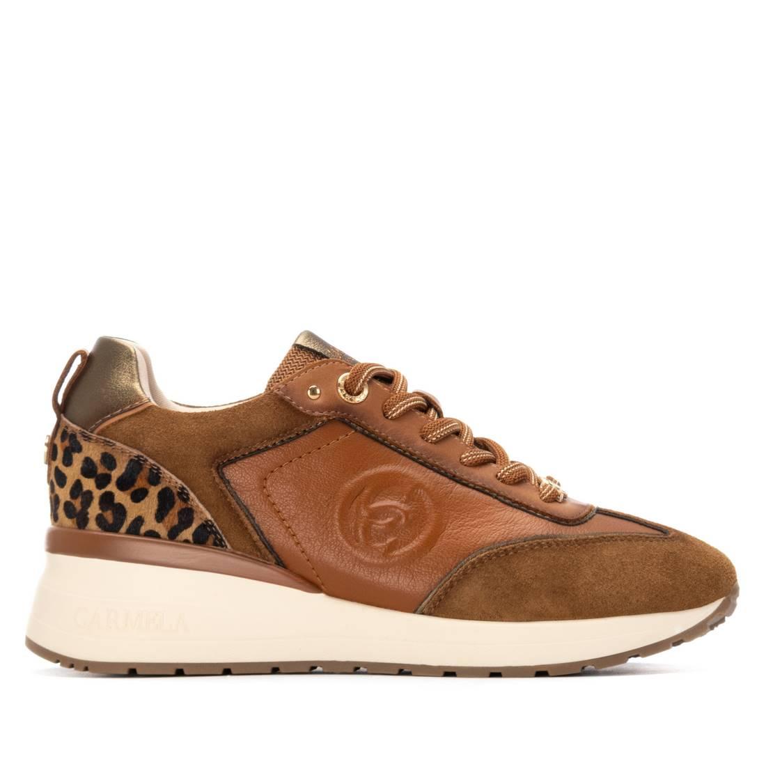 Zapatilla plana de mujer Carmela 16244103