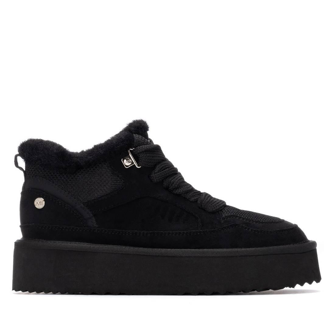 Zapatilla de mujer plano Xti 14433803