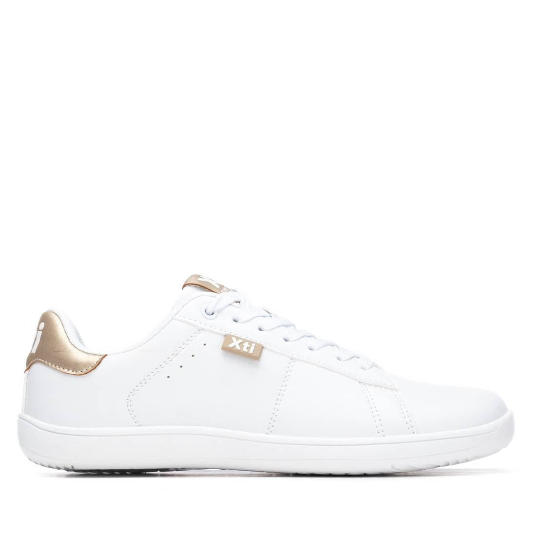 Zapatilla de mujer plano Xti 14532402