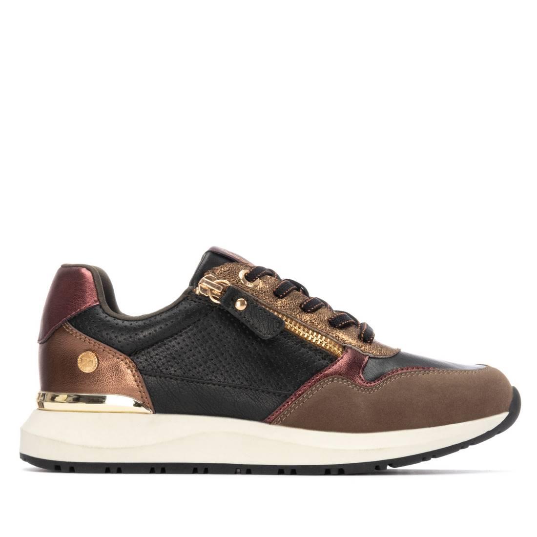 Zapatilla de mujer plano Xti 14421803