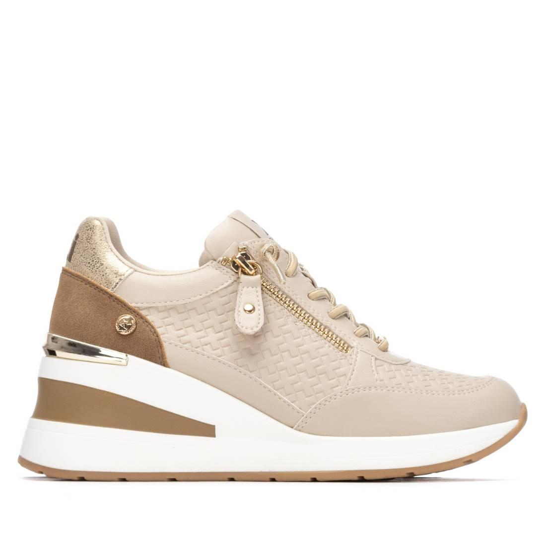 Zapatilla de mujer con cuña Xti 14544901