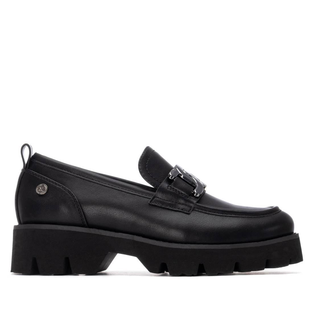 Zapato de mujer plano Xti 14467801