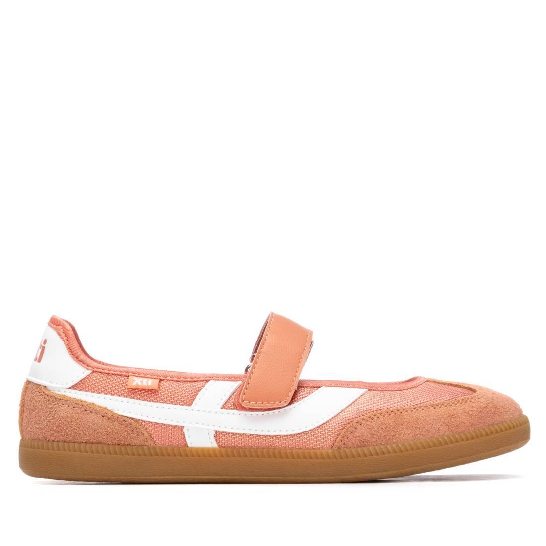 Zapatilla de mujer plano Xti 14505605