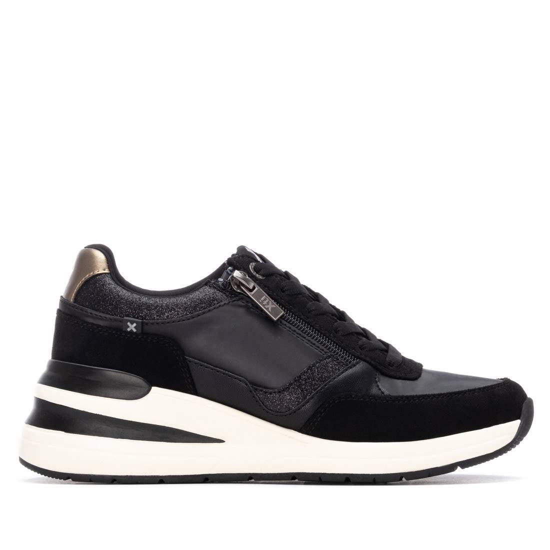 Zapatilla de mujer plano Xti 14462804
