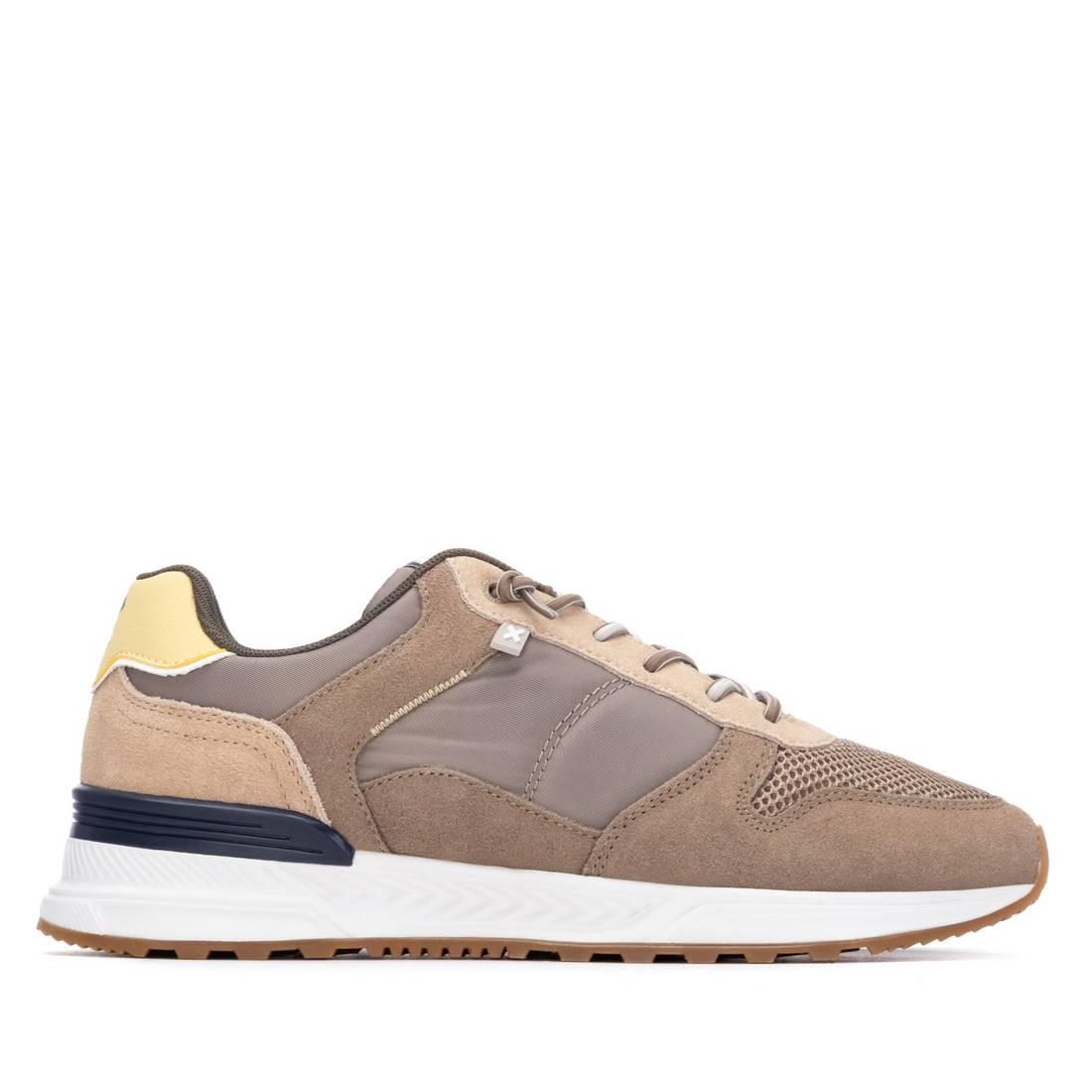Zapatilla de hombre plano Xti 14414703