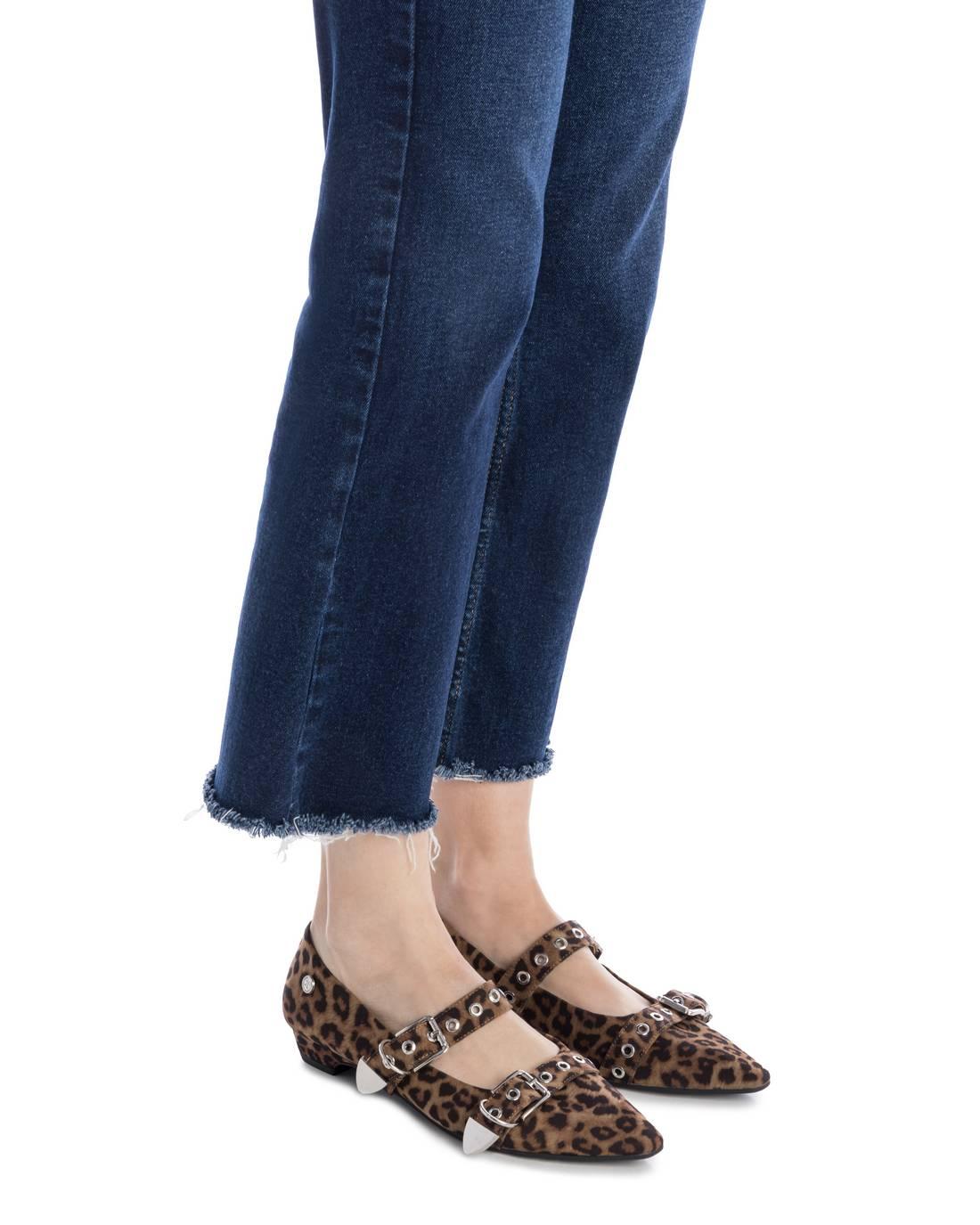 Zapato de mujer plano Xti 14426601