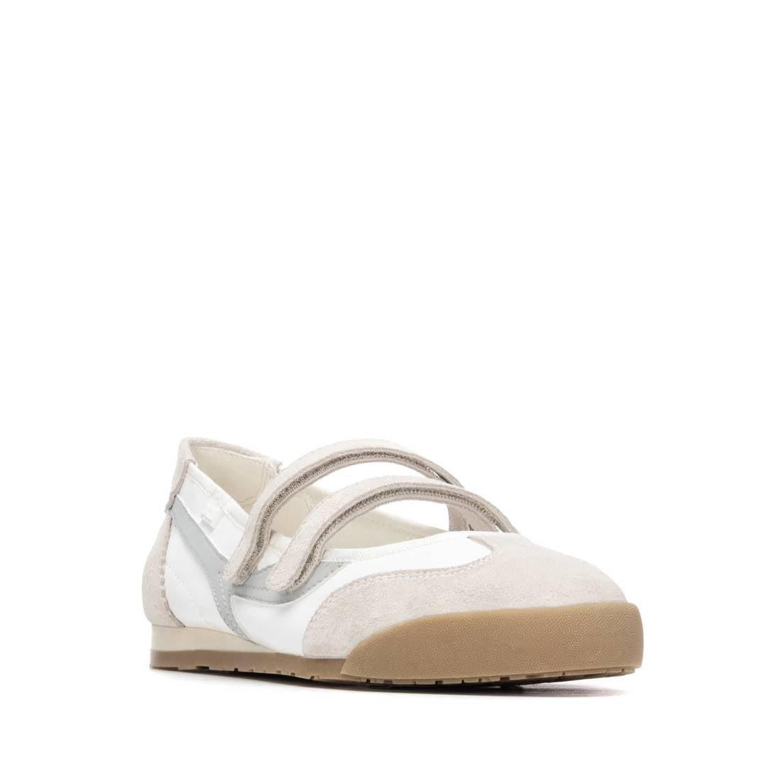 Zapatilla de mujer plano Xti 14522007