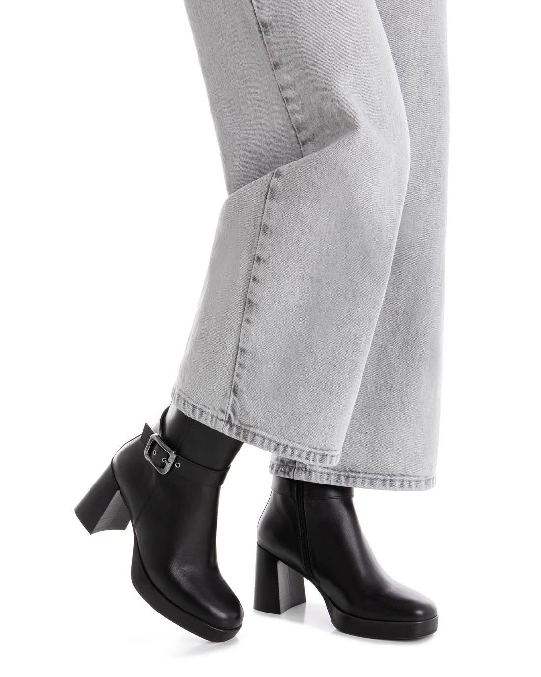Botin de mujer con tacón Carmela 16253304