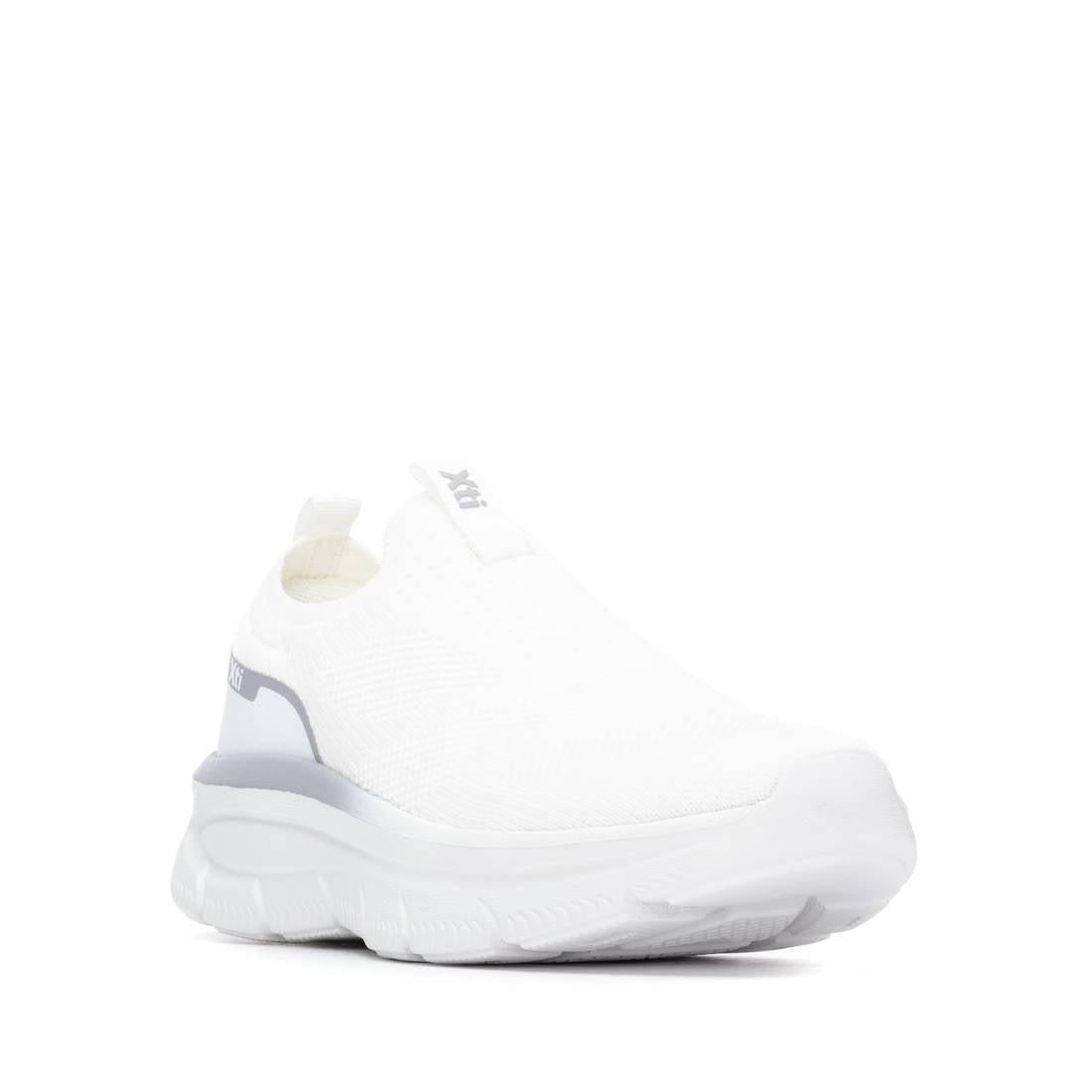 Zapatilla de mujer plano Xti 14539302