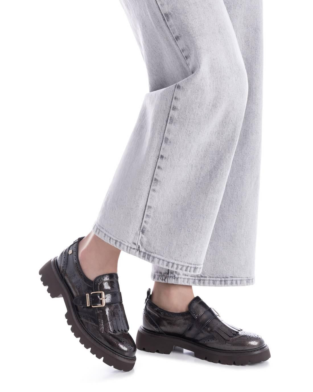 Zapatilla de mujer con tacón Carmela 16259402