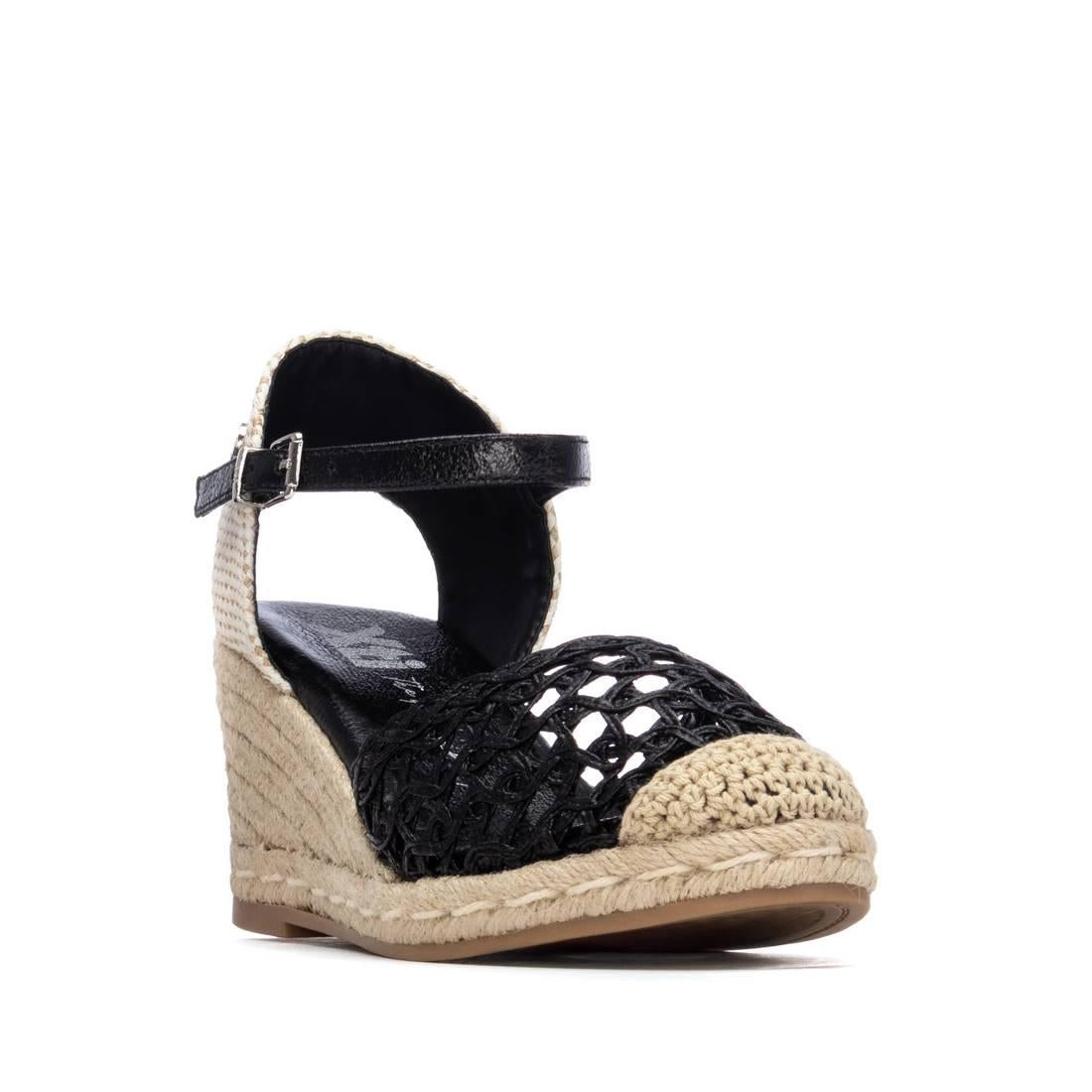 Zapato de mujer con cuña Xti 14533903