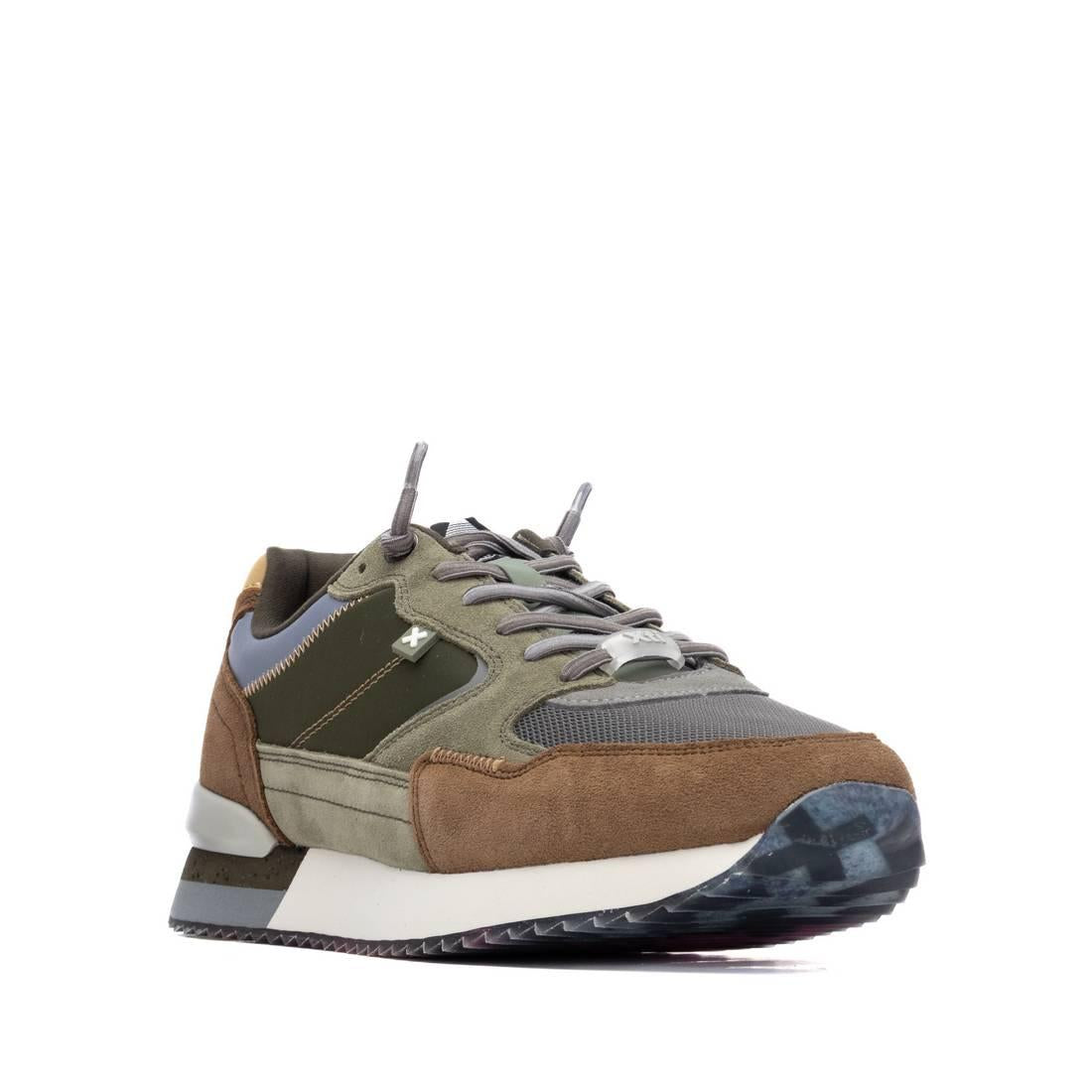 Zapatilla de hombre plano Xti 14434404