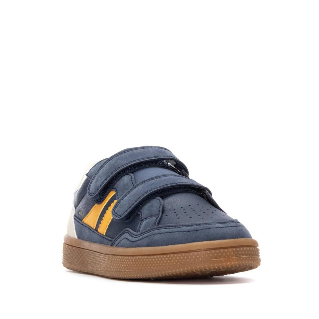 Zapatilla de niña plano Xti kids 15140803