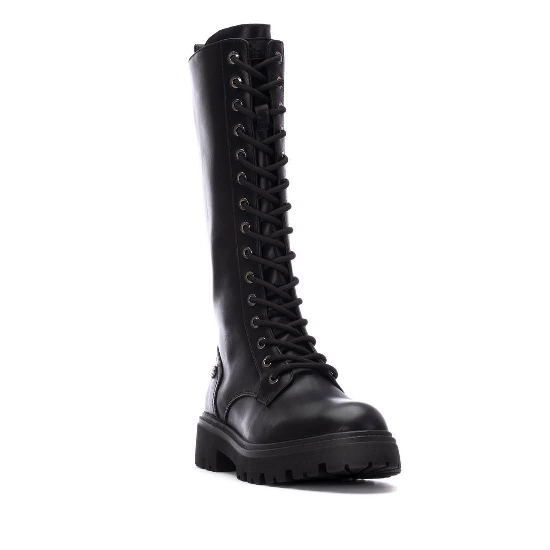 Bota de mujer plano Xti 14465601