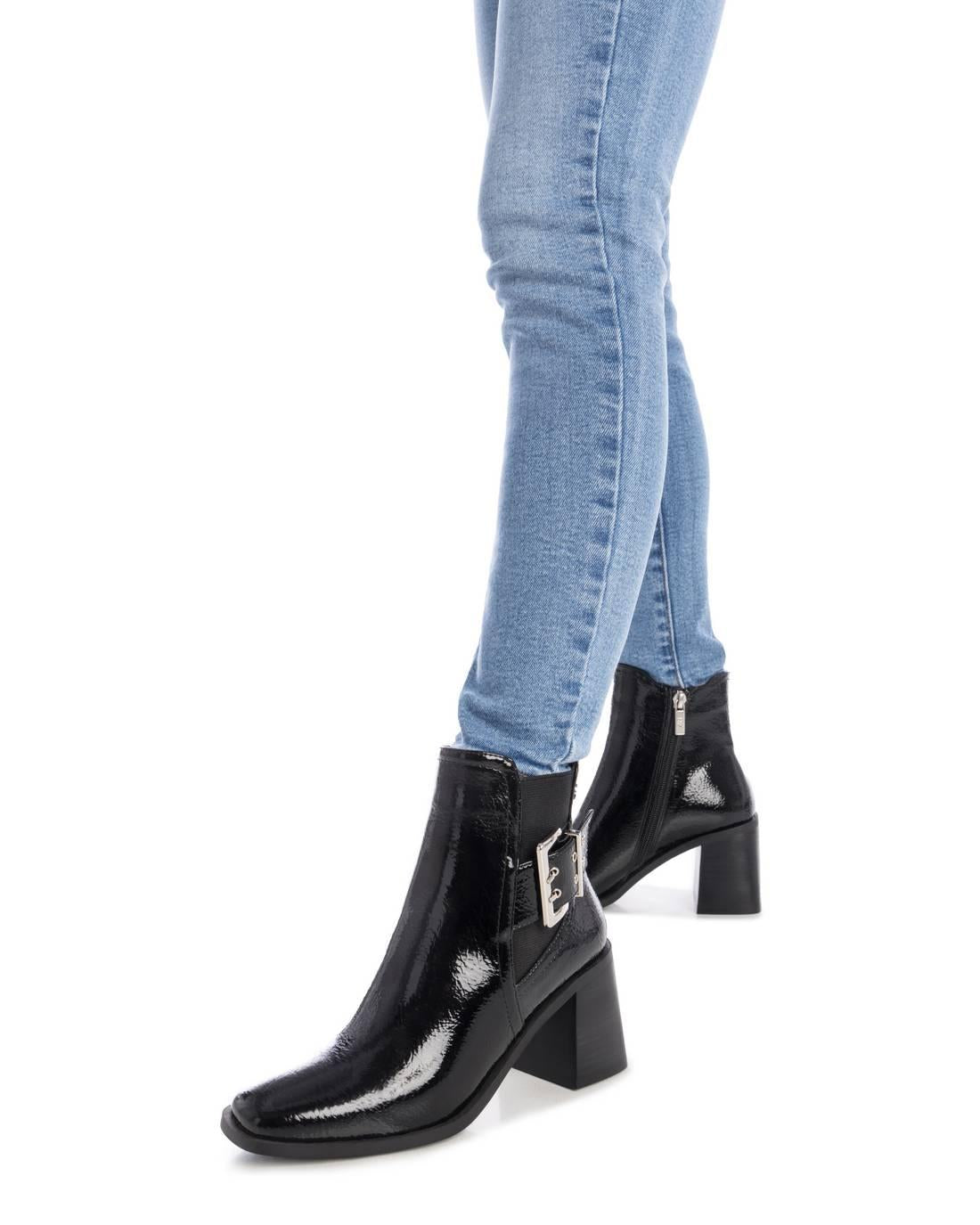 Botin de mujer con tacón Xti 14431502