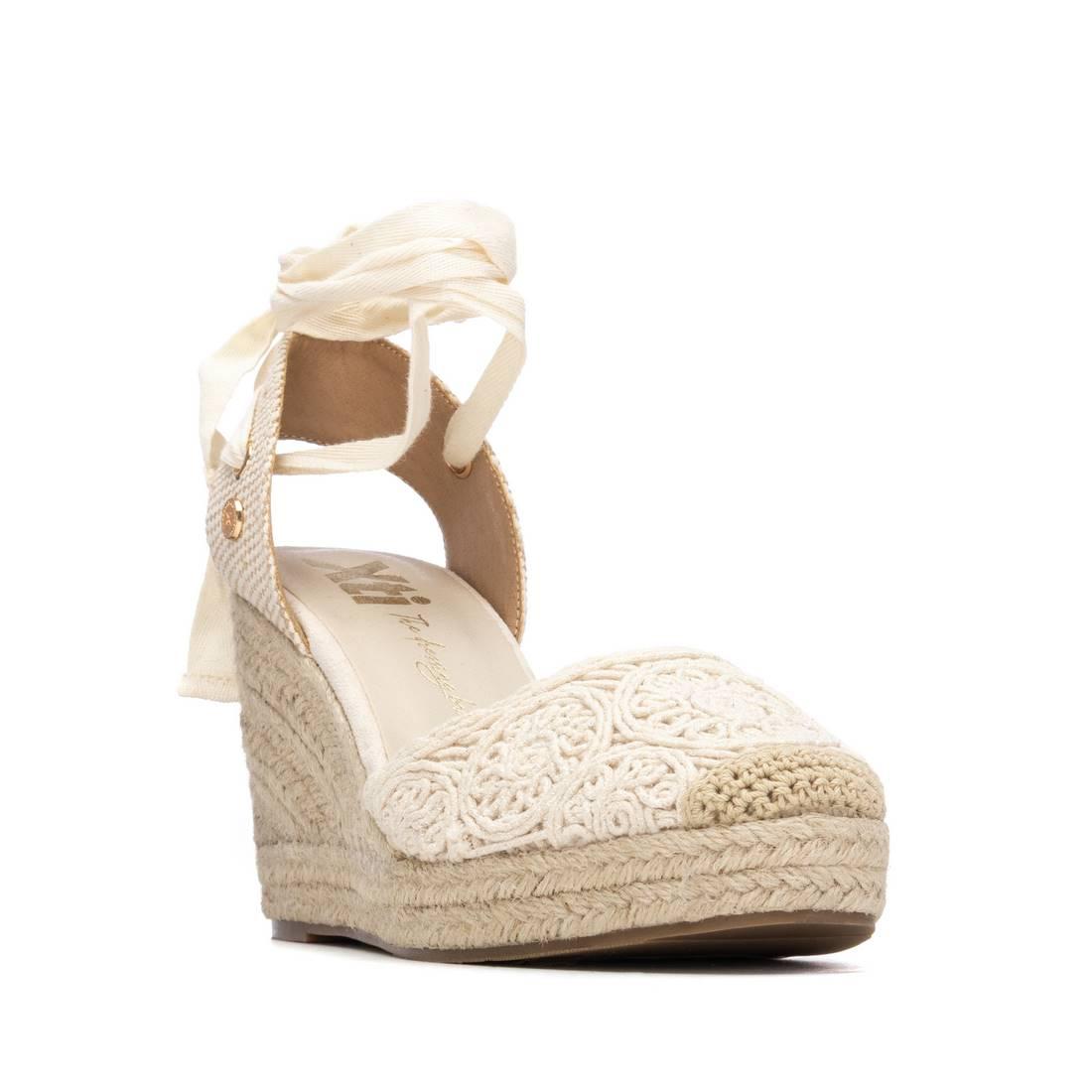 Zapato de mujer con cuña Xti 14534702