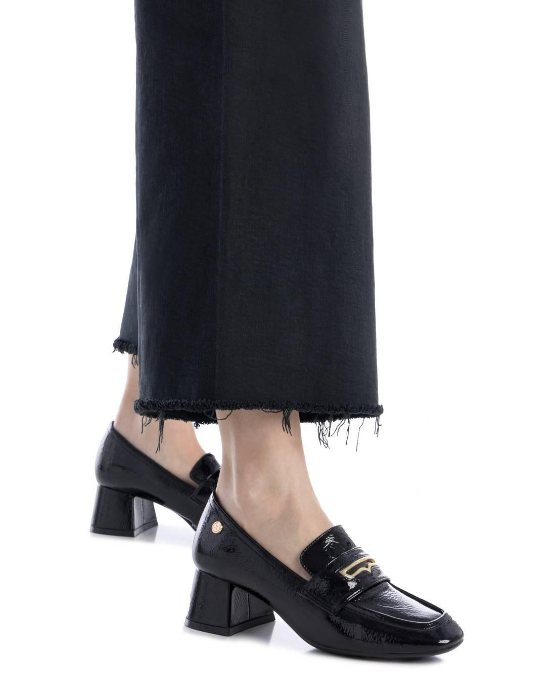 Zapato de mujer con tacón Xti 14425102
