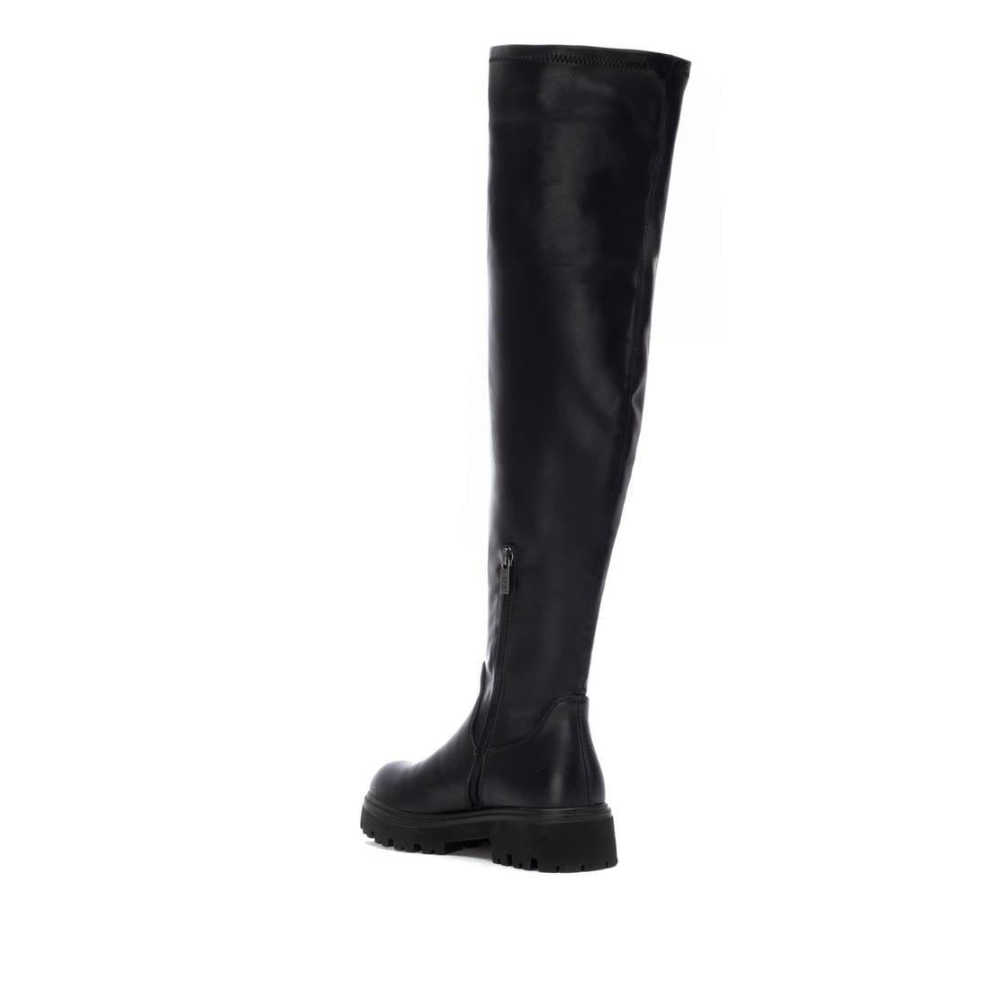 Bota de mujer plano Xti 14439201