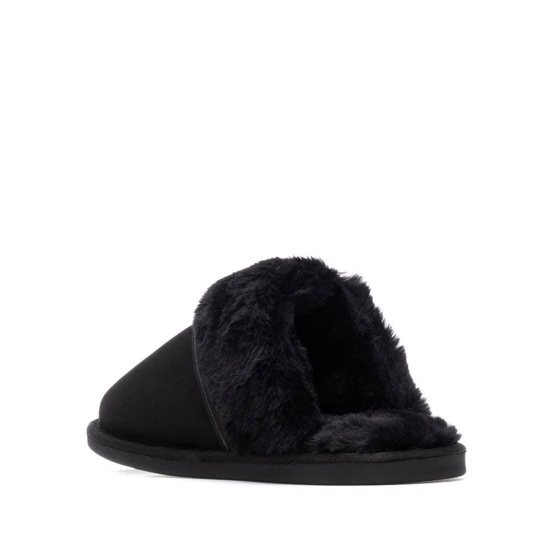 Slipper de hombre plano Xti 14457201