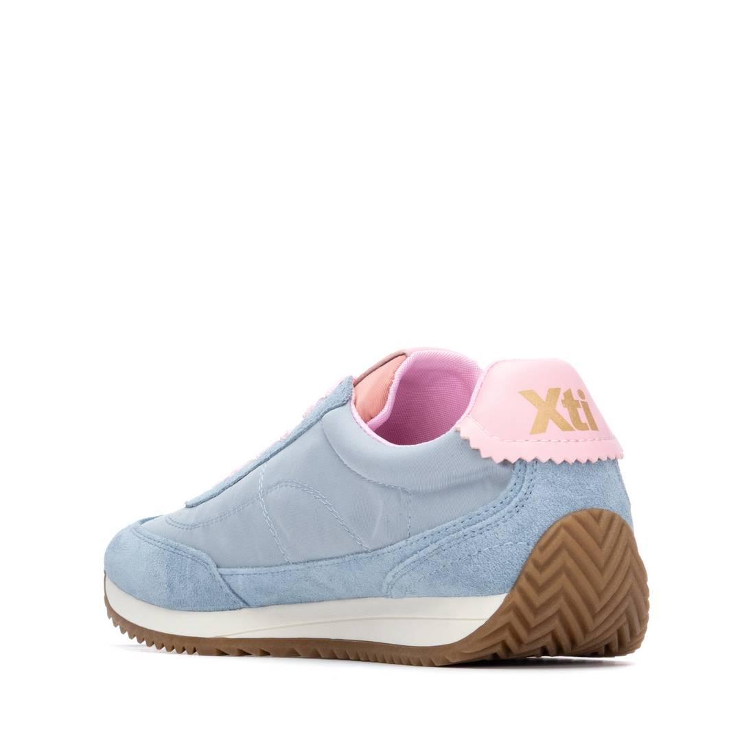Zapatilla de mujer plano Xti 14520903