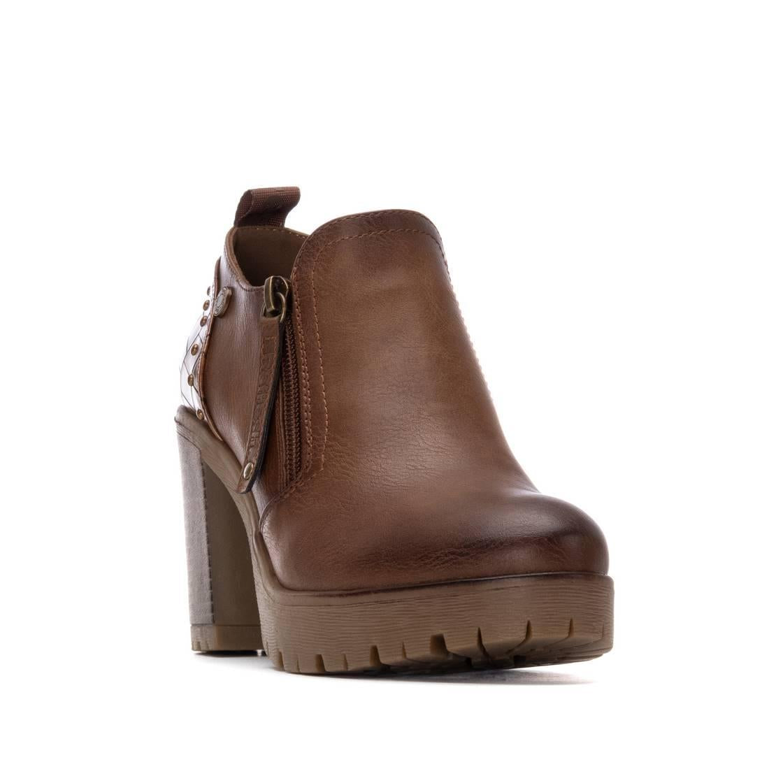 Zapato de mujer con tacón Refresh 17320102
