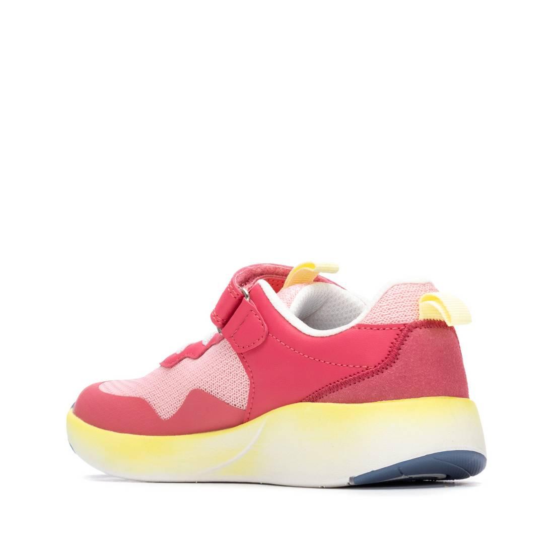 Zapatilla de niña plano Xti kids 15310504