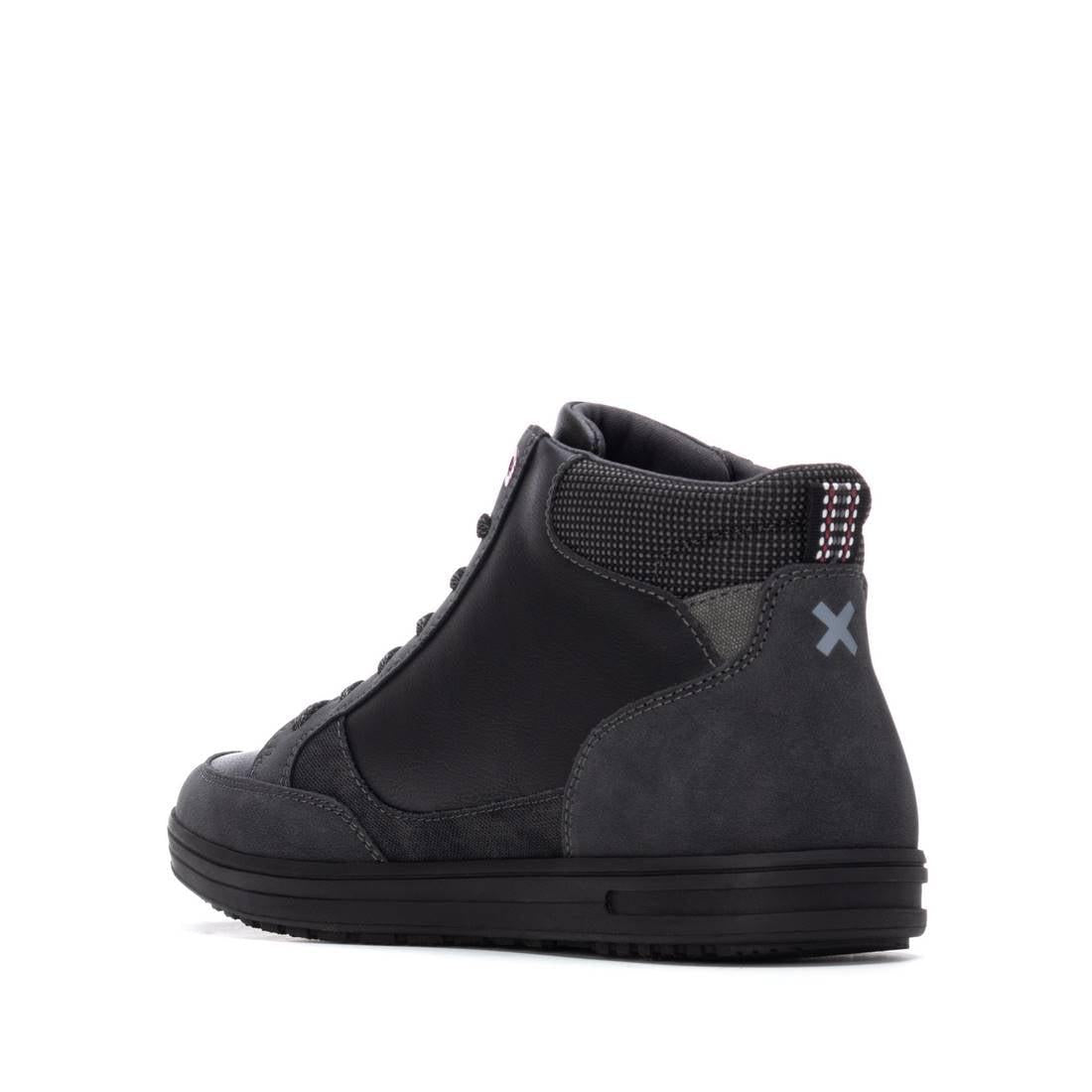 Botin de hombre plano Xti 14462101