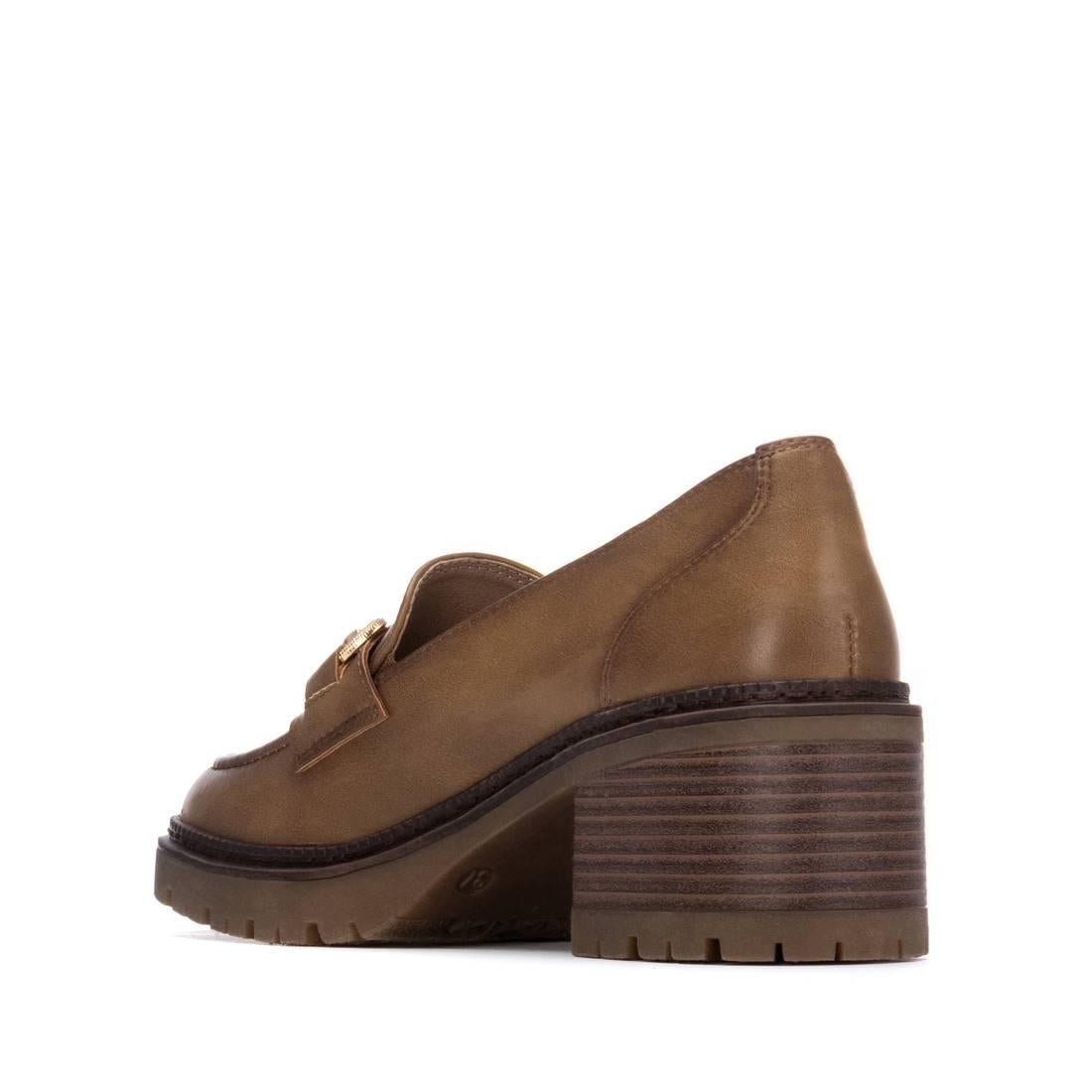 Zapato de mujer con tacón Xti 14427401