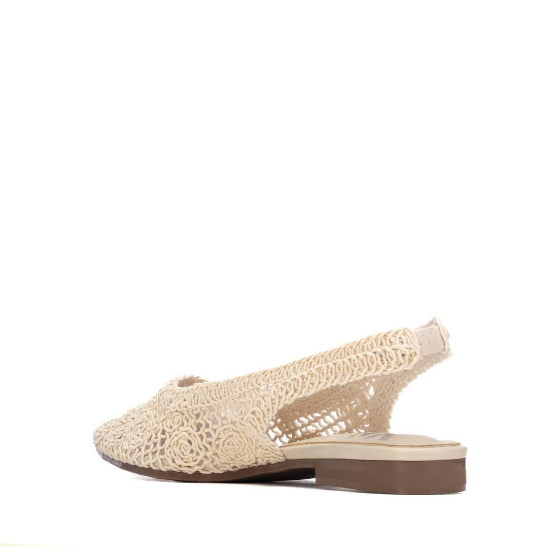 Zapato de mujer plano Xti 14512401