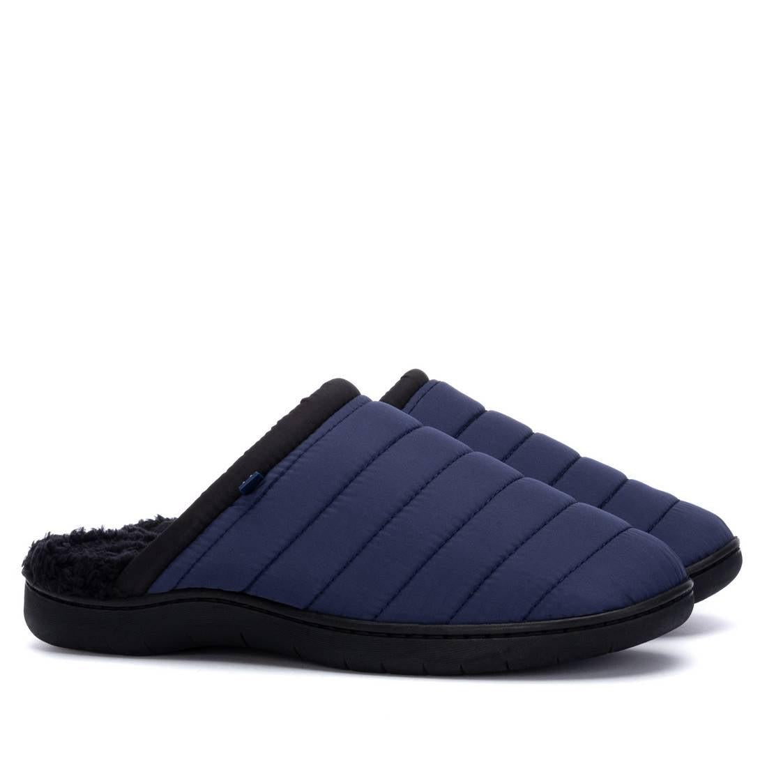 Slipper de hombre plano Xti basic 13056202