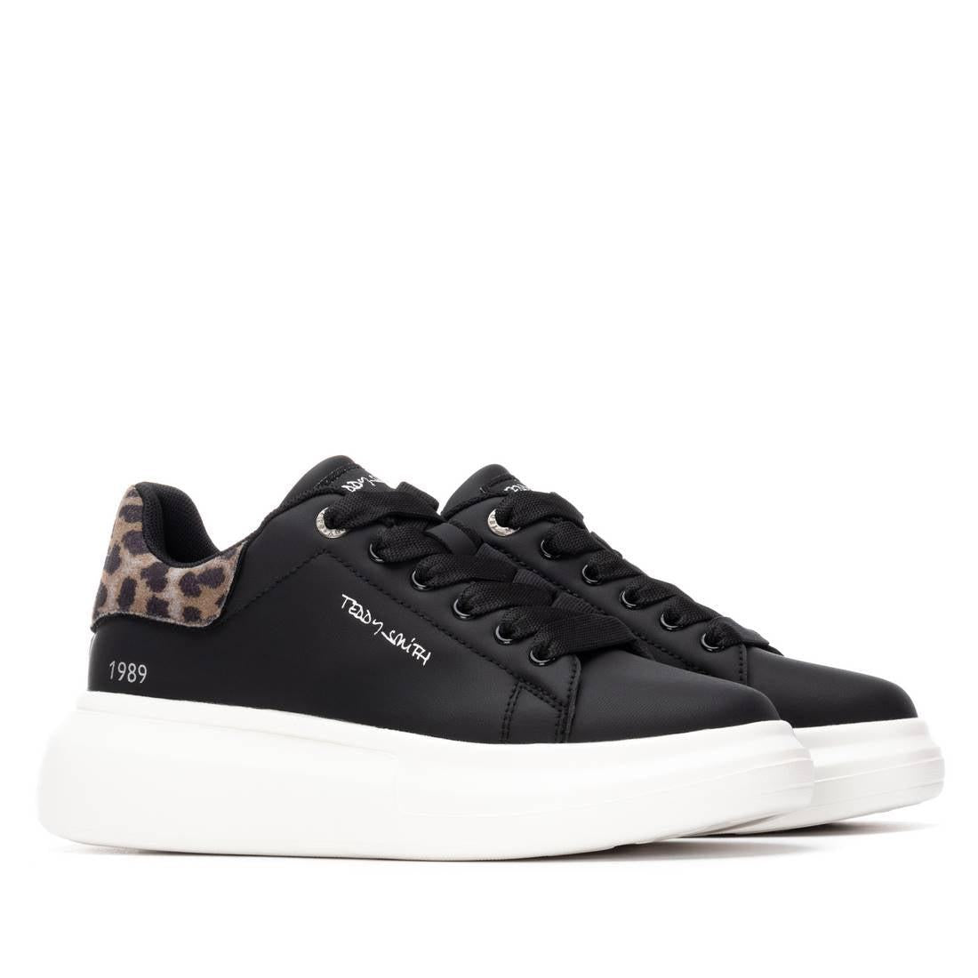 Zapatilla de mujer plano Teddy smith 12021002