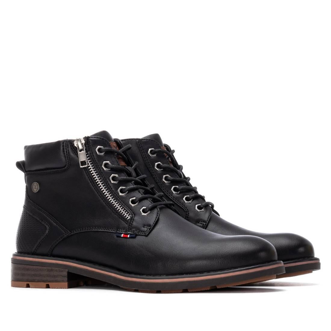Botin de hombre plano Xti 14466802