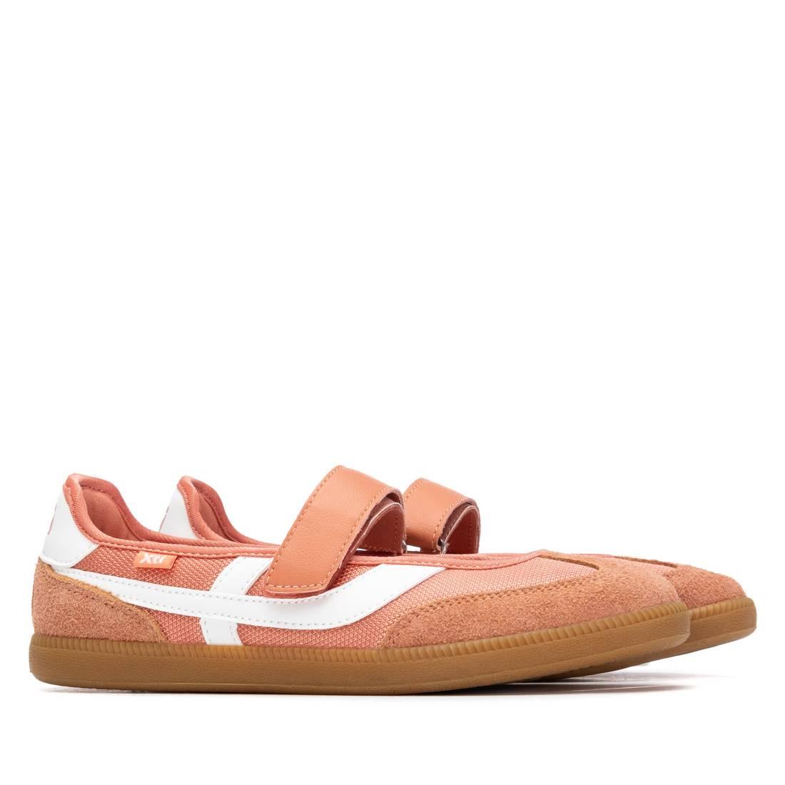 Zapatilla de mujer plano Xti 14505605