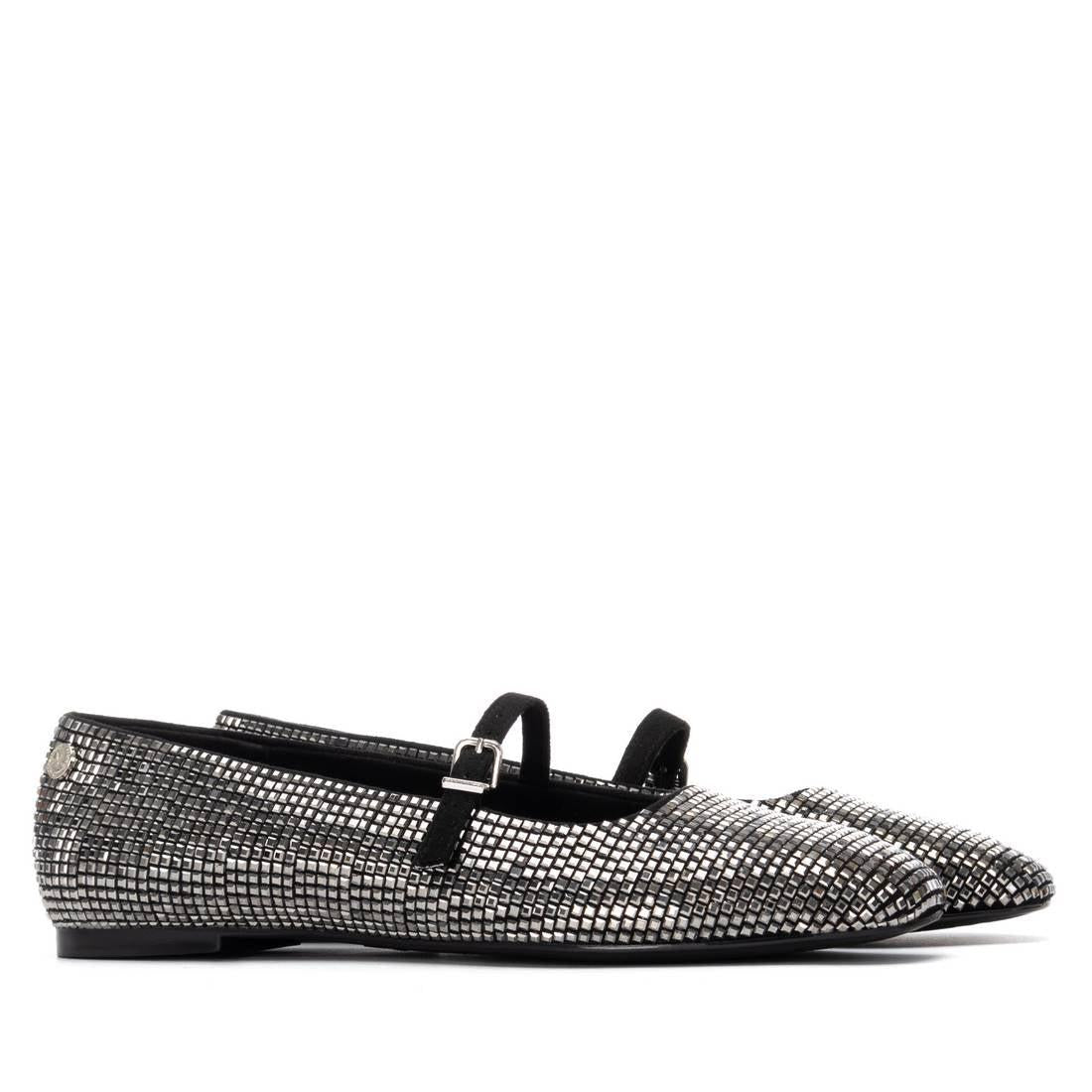 Zapato de mujer plano Xti 14470001