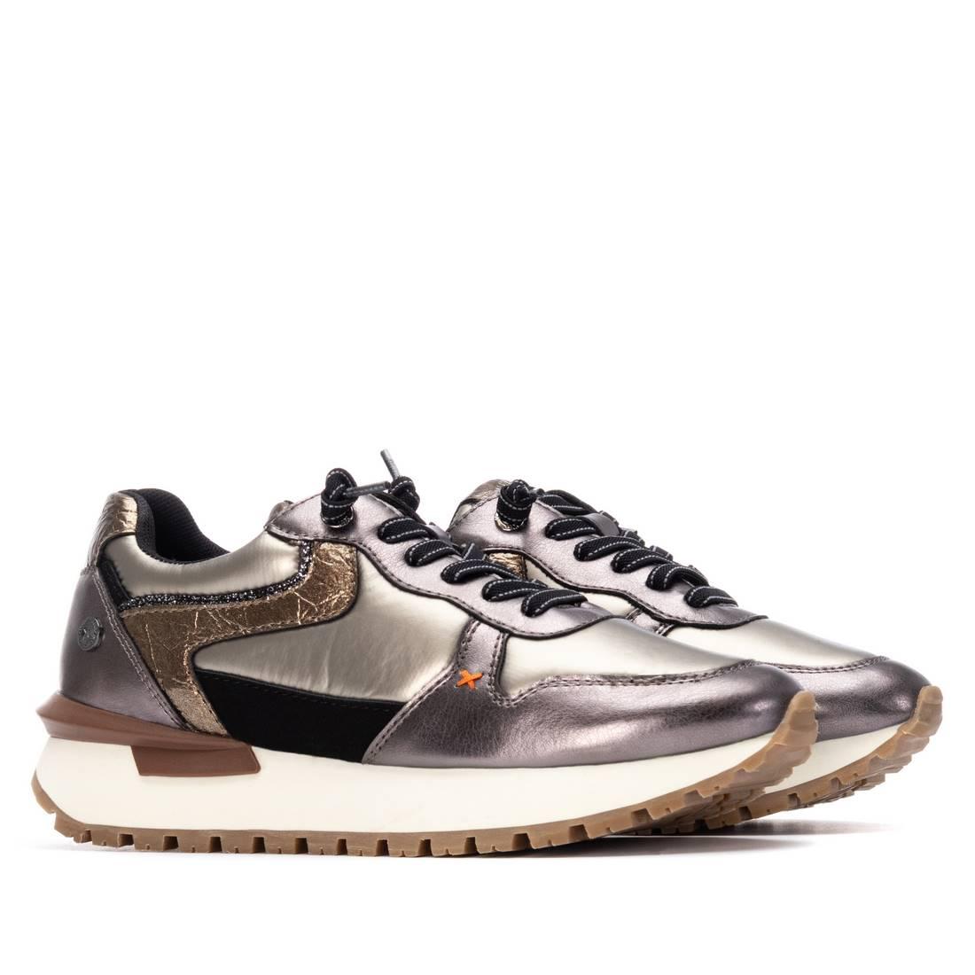 Zapatilla de mujer plano Xti 14448502