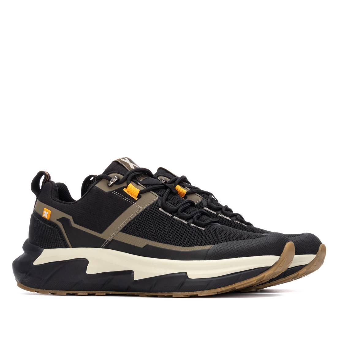 Zapatilla de hombre plano Xti 14471201