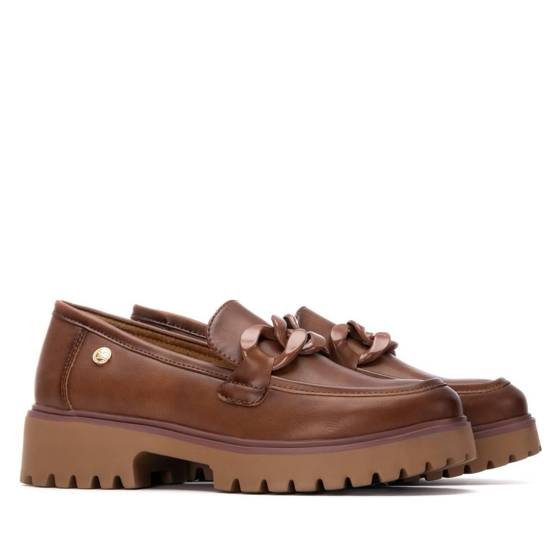 Zapato de mujer plano Xti 14449103