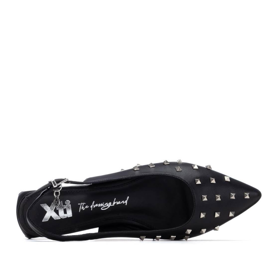 Zapato de mujer plano Xti 14527501