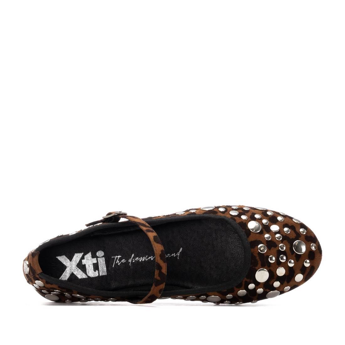 Zapato de mujer plano Xti 14465102