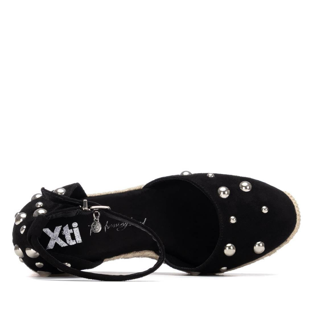 Zapato de mujer con cuña Xti 14546802