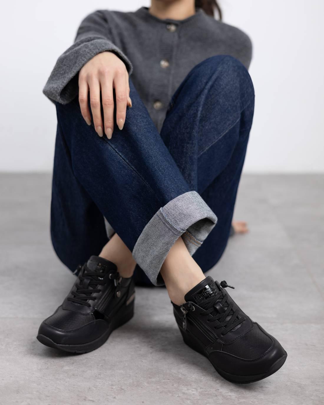 Zapatilla de mujer con cuña Refresh 17293602