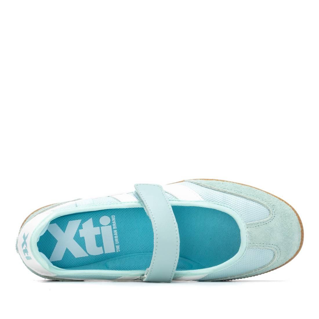 Zapatilla de mujer plano Xti 14505604