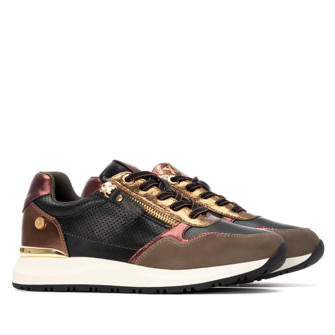 Zapatilla de mujer plano Xti 14421803