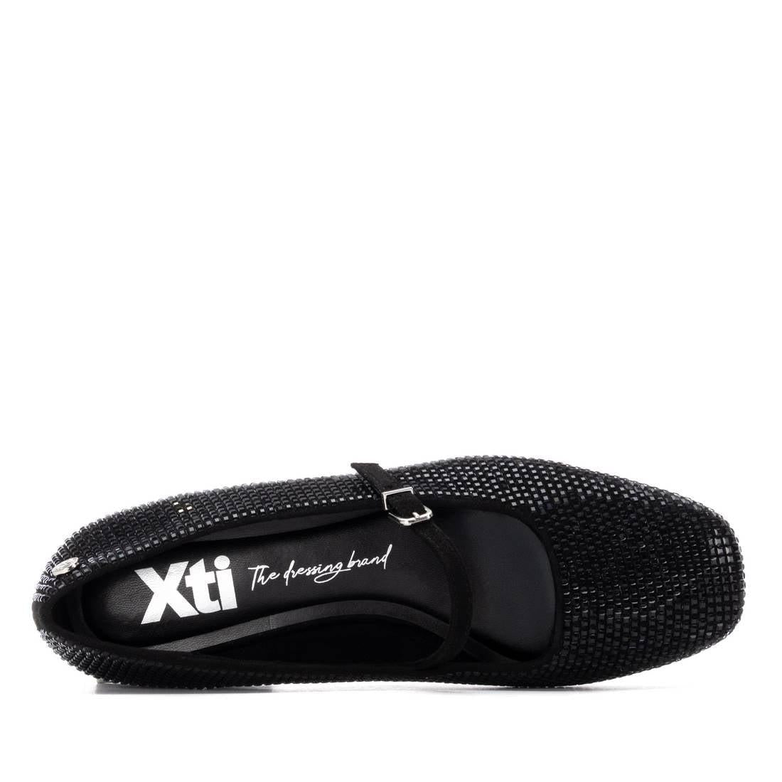 Zapato de mujer plano Xti 14470002